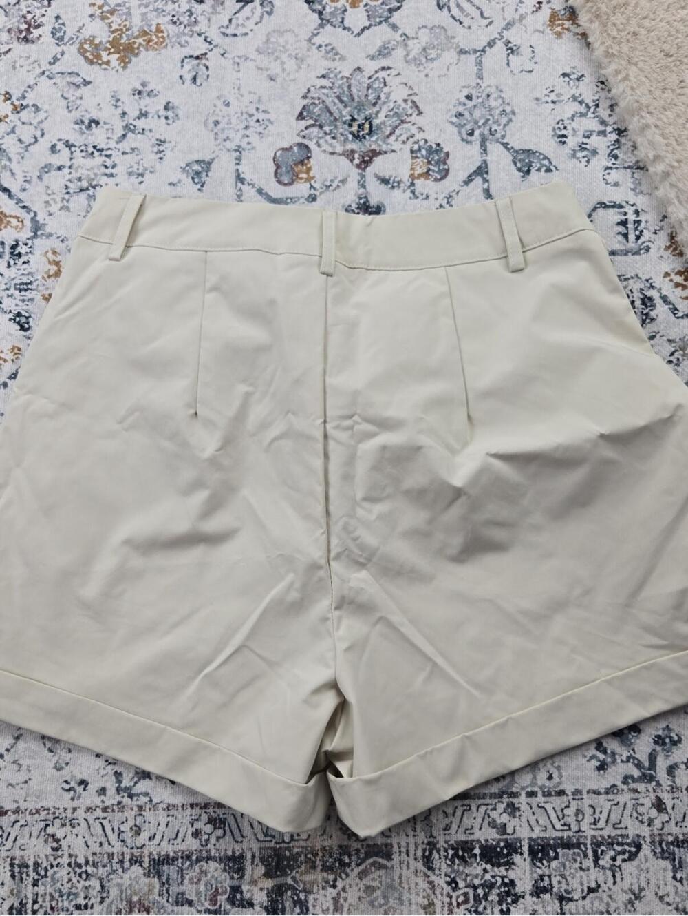 Shein High Rise Shorts Medium - Picture 7 of 7
